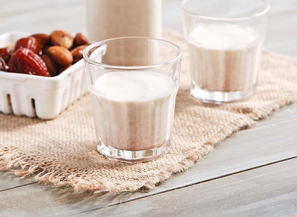 How to make Almond Milk?